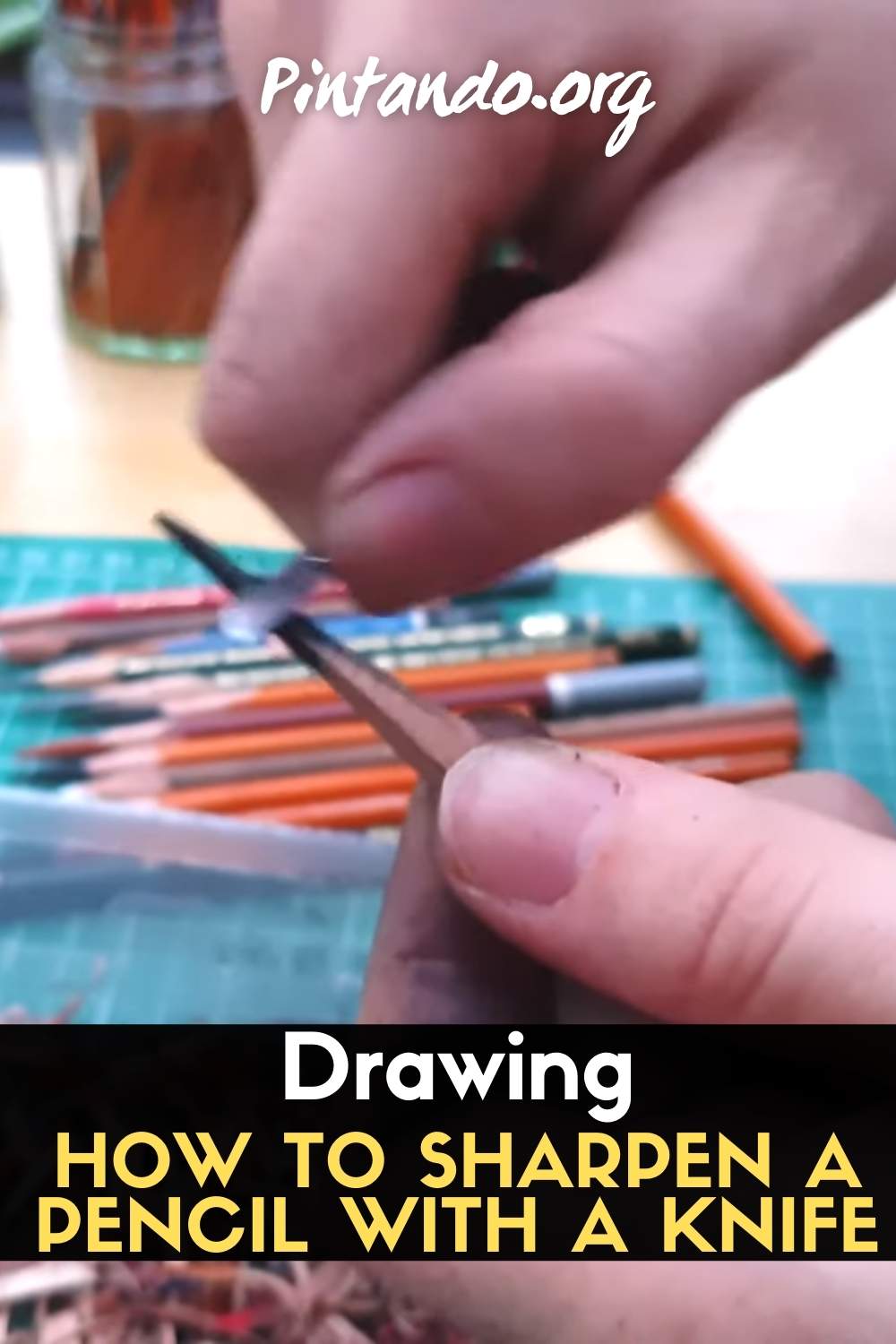 _How to Sharpen a Pencil With a Knife (for Drawing) (1)